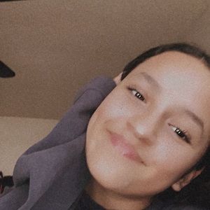 Meet your Posher, Perla